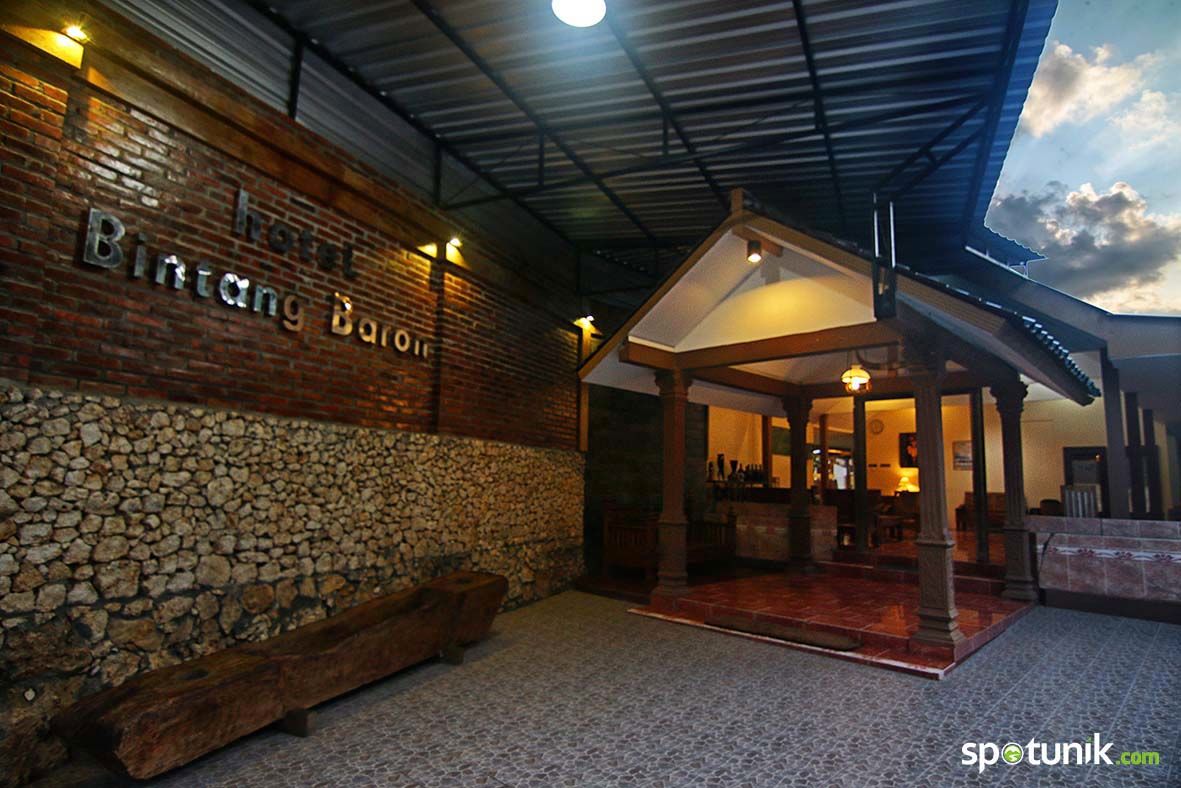 Bintang Baron Hotel